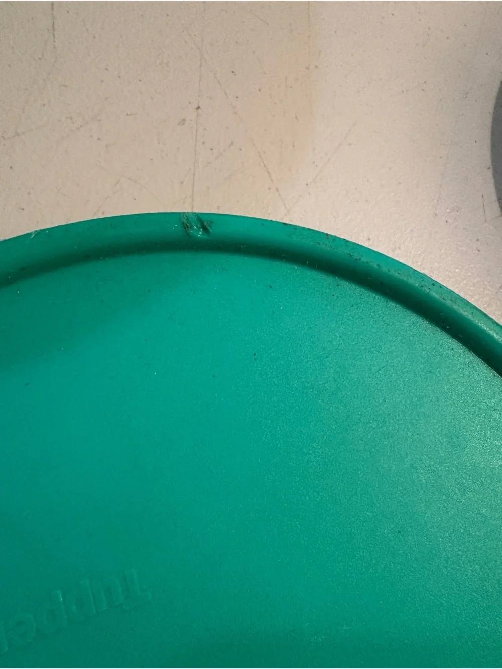 Vintage Tupperware Aqua Round Food Storage Container 5”x7”